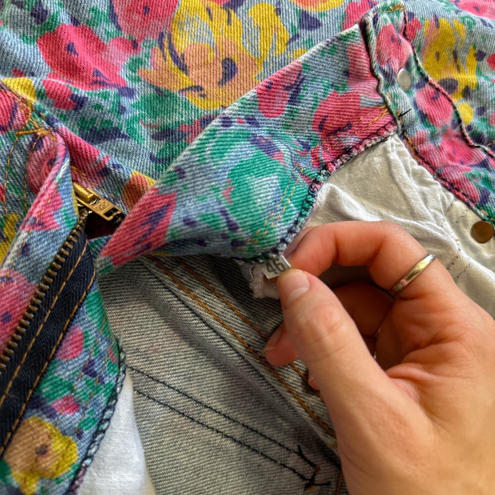 United Colors Of Benetton Floral High Rise Jeans - Multicolor - Picture 11 of 12